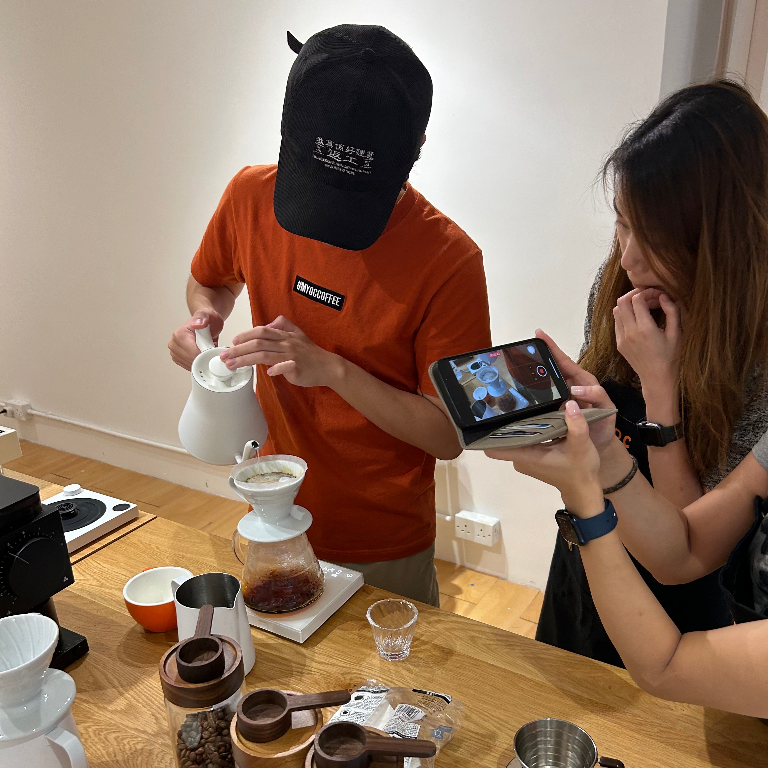 手沖咖啡入門班 HAND-DRIP COFFEE WORKSHOP ｜ 小班教學 (二人同行或多人報讀額外優惠)